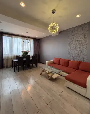 3-room, 83 m², floor 15/18, 35 Keri Street
