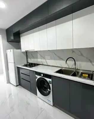 3 սենյականոց, 76 մ², 4/9 հարկ, Իսահակյան 45 միկրոշրջան