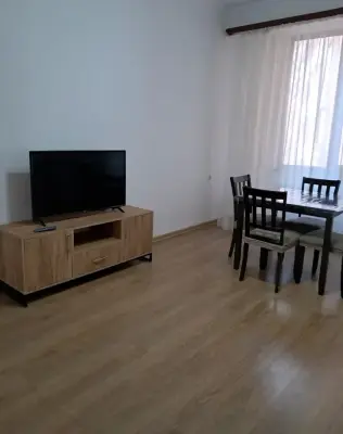 3 սենյականոց, 89 մ², 6/8 հարկ, Նիկողայոս Ադոնցի փողոց 6/1