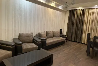 2-սենյականոց, 60 մ², 9/19 հարկ, Եկմալյան փողոց 1/1