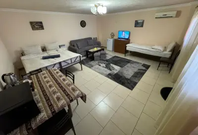 1-комн., 35 м², 1/3 эт.