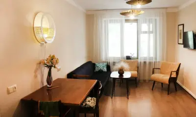 3 սենյականոց, 55 մ², 4/5 հարկ, Մեսրոպ Մաշտոցի պողոտա 45Ա